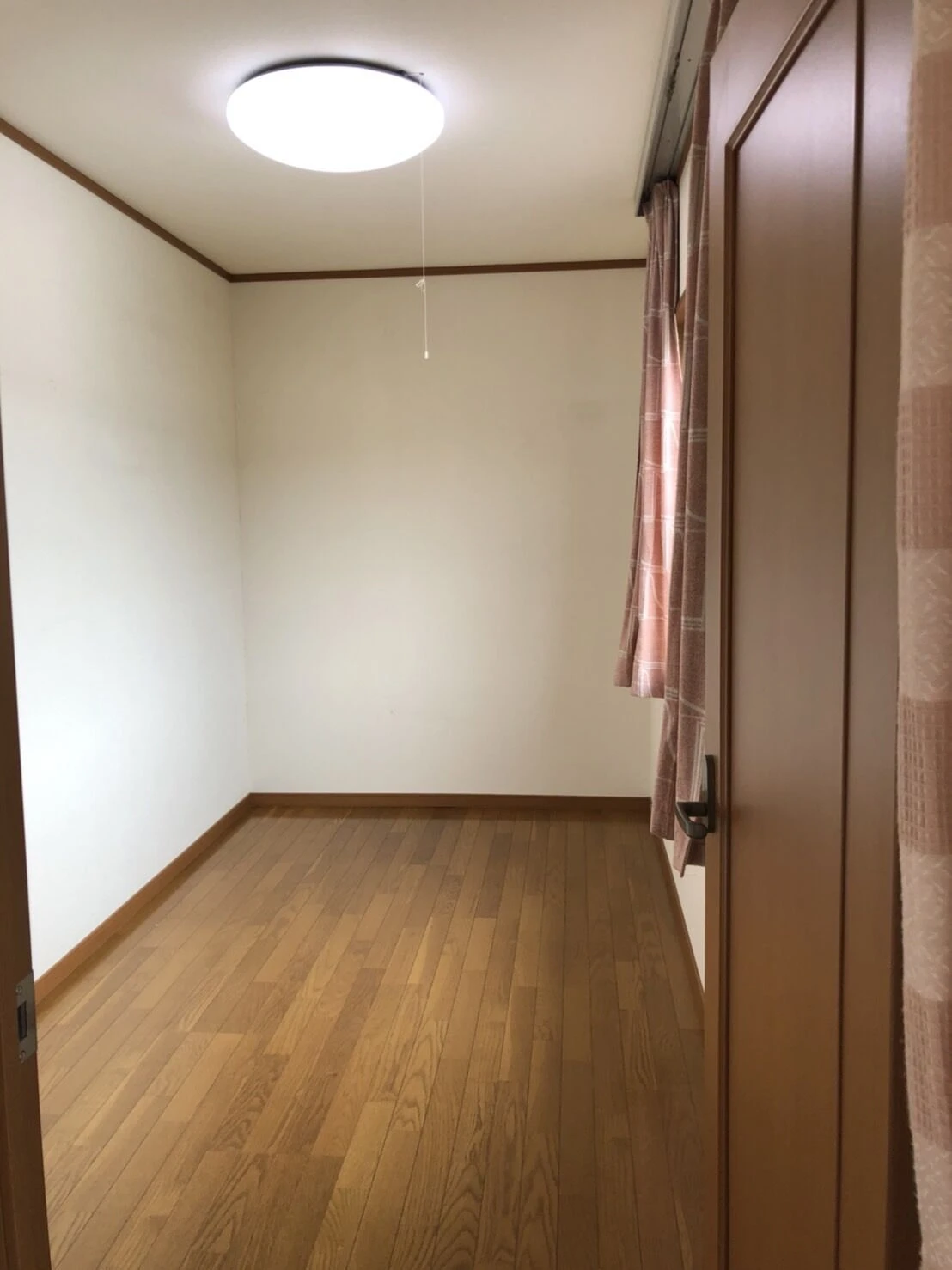 二階北西